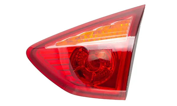 چراغ خطر عقب راست روی درب صندوق S3 AT چراغ خطر عقب راست روی درب صندوق S3 AT